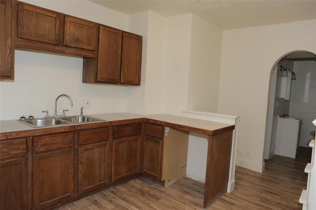 425 NE Broadway Avenue, Des Moines, IA 50313