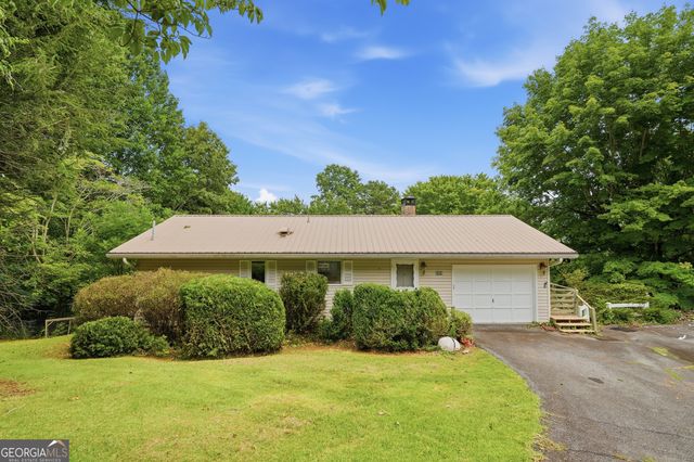 2325 Ridgecrest Circle, Hiawassee, GA 30546