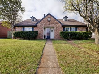 431 Whitney Street, Cedar Hill, TX 75104