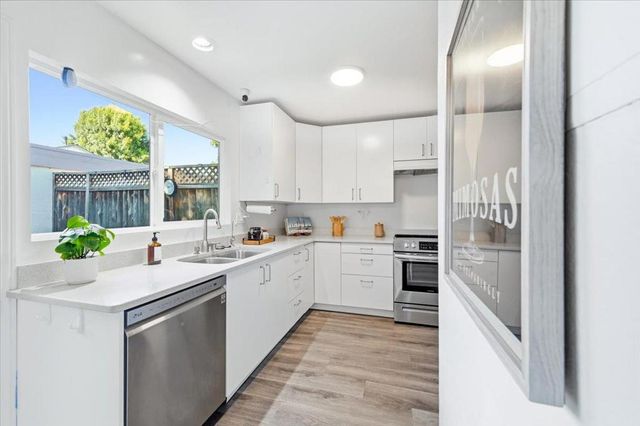 2175 Meadowgate Way, San Jose, CA 95132