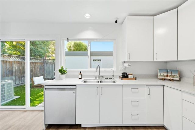 2175 Meadowgate Way, San Jose, CA 95132