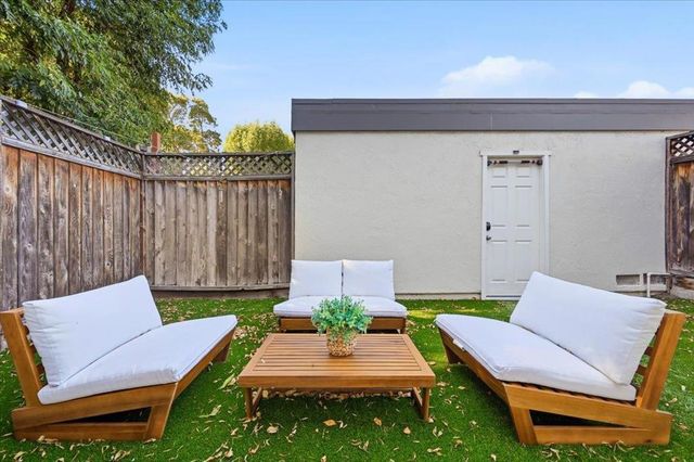 2175 Meadowgate Way, San Jose, CA 95132