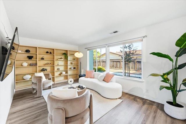2175 Meadowgate Way, San Jose, CA 95132