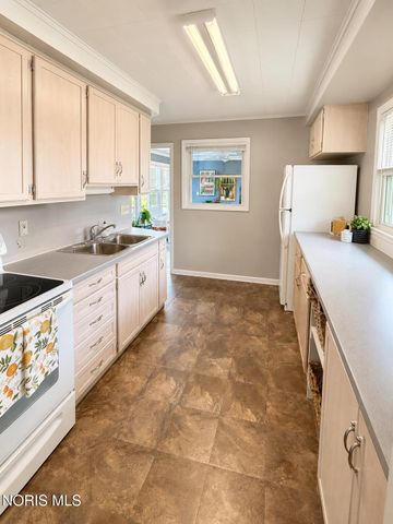 3243 Elmont Road, Toledo, OH 43615