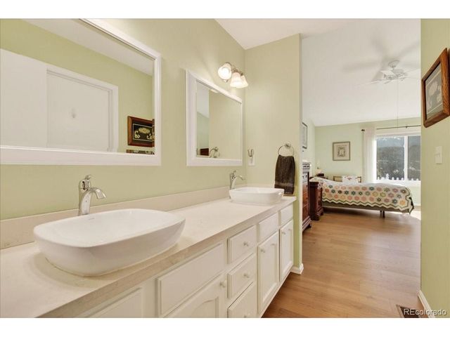 20 Shetland Ct, Highlands Ranch, CO 80130