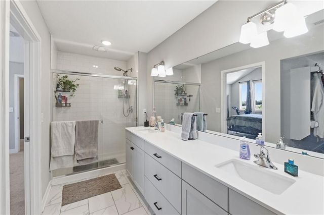 9017 SW 9th Street, Blue Springs, MO 64064