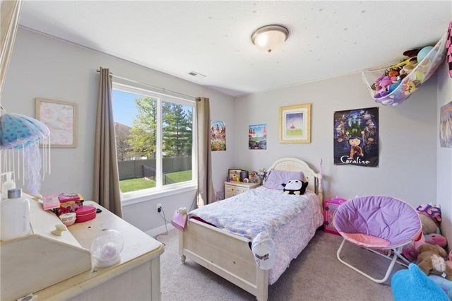 9017 SW 9th Street, Blue Springs, MO 64064