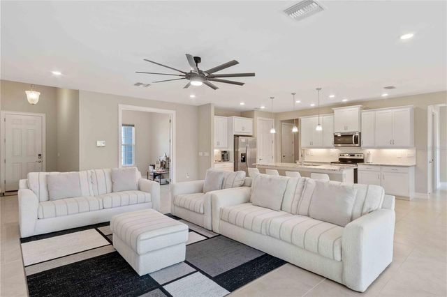 14193 FORT MYERS AVENUE, Port Charlotte, FL 33981