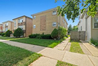 2730 N 74th Court GW, Elmwood Park, IL 60707