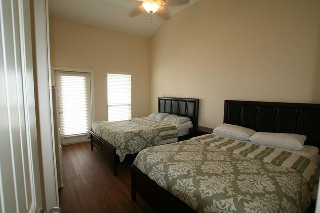 1355 Keith Avenue, Gilchrist, TX 77617