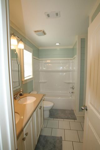 1355 Keith Avenue, Gilchrist, TX 77617