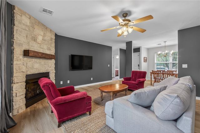 32 Taransay Circle, Bella Vista, AR 72715