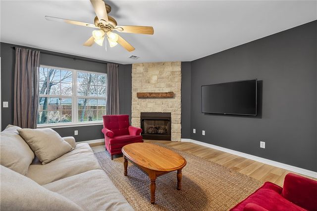 32 Taransay Circle, Bella Vista, AR 72715