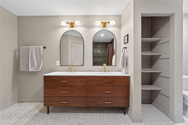 32 Taransay Circle, Bella Vista, AR 72715