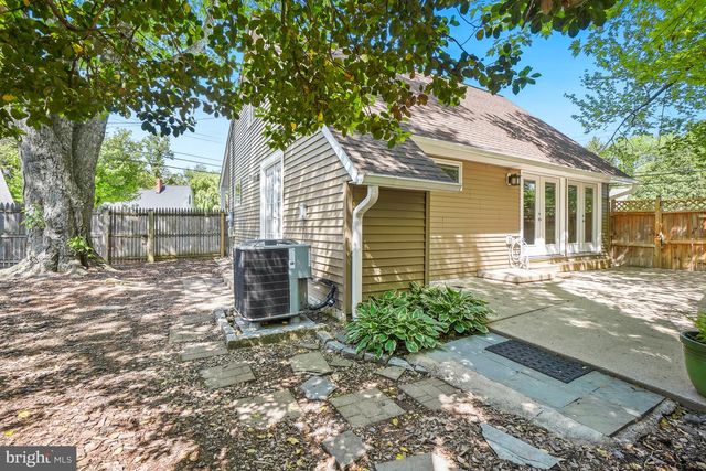12804 ARDENNES AVE, Rockville, MD 20851