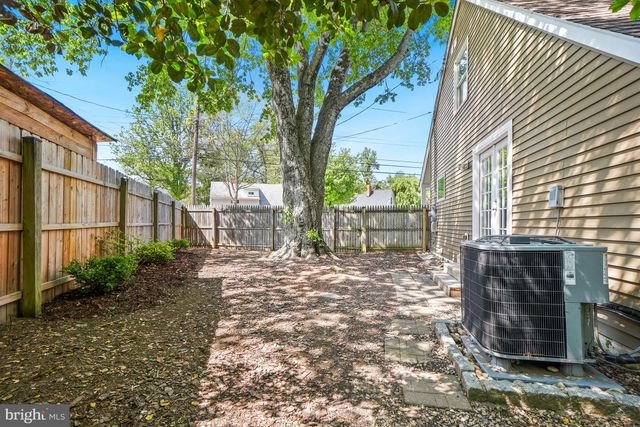 12804 ARDENNES AVE, Rockville, MD 20851