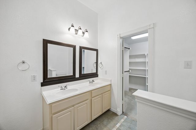 1209 Diamondback Lane, Haslet, TX 76052