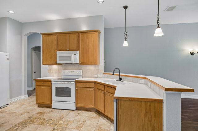 1209 Diamondback Lane, Haslet, TX 76052