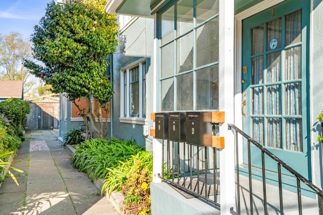2319 Ward Street, Berkeley, CA 94705
