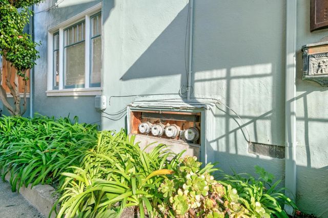 2319 Ward Street, Berkeley, CA 94705