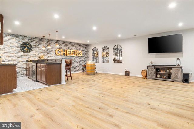 12222 CRANFORD DR, Woodbridge, VA 22192