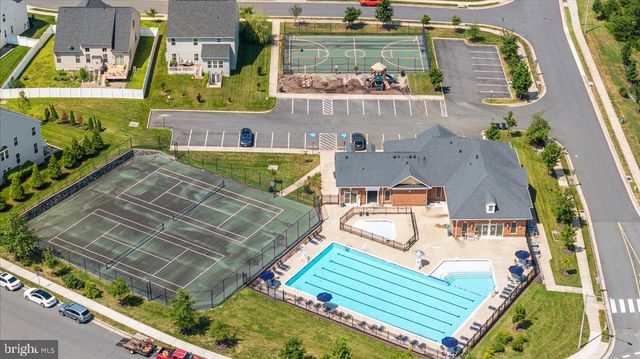 12222 CRANFORD DR, Woodbridge, VA 22192