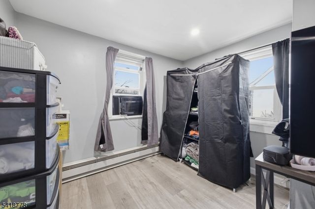 261 W Main St, Bound Brook Boro, NJ 08805