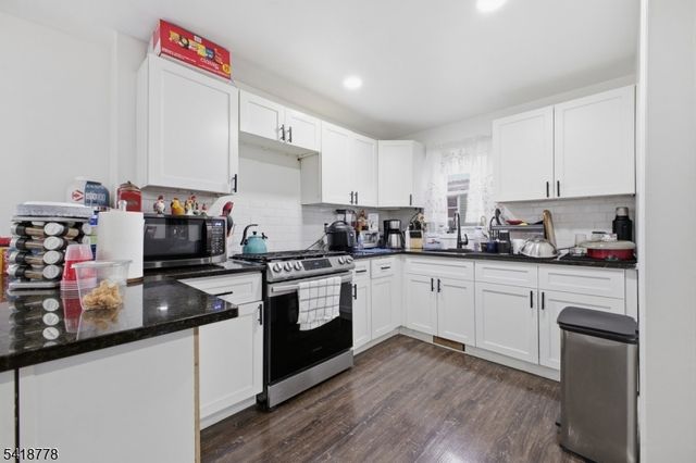 261 W Main St, Bound Brook Boro, NJ 08805