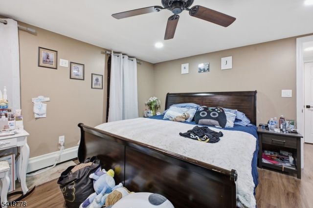 261 W Main St, Bound Brook Boro, NJ 08805