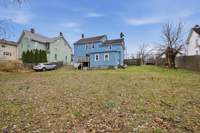 261 W Main St, Bound Brook Boro, NJ 08805