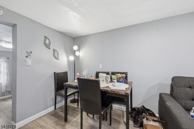 261 W Main St, Bound Brook Boro, NJ 08805