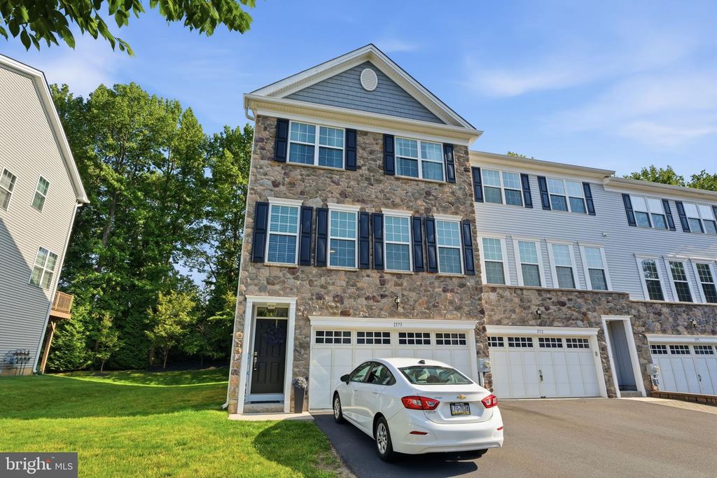 1573 HICKORY LN, Langhorne, PA 19047