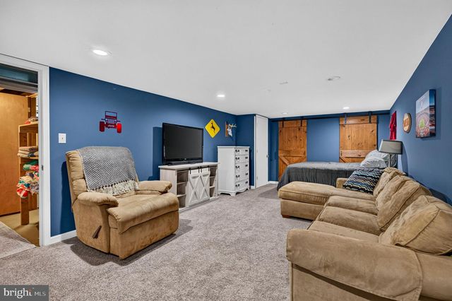 122 WOODBRIDGE RD, Marlton, NJ 08053