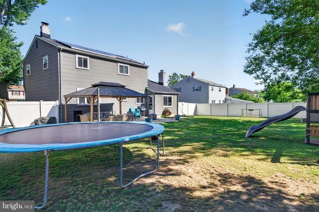 122 WOODBRIDGE RD, Marlton, NJ 08053