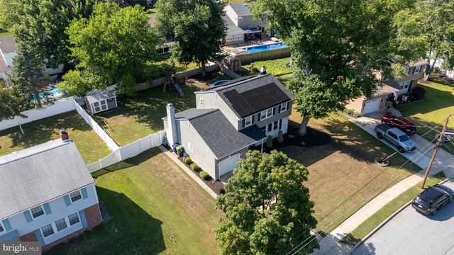 122 WOODBRIDGE RD, Marlton, NJ 08053