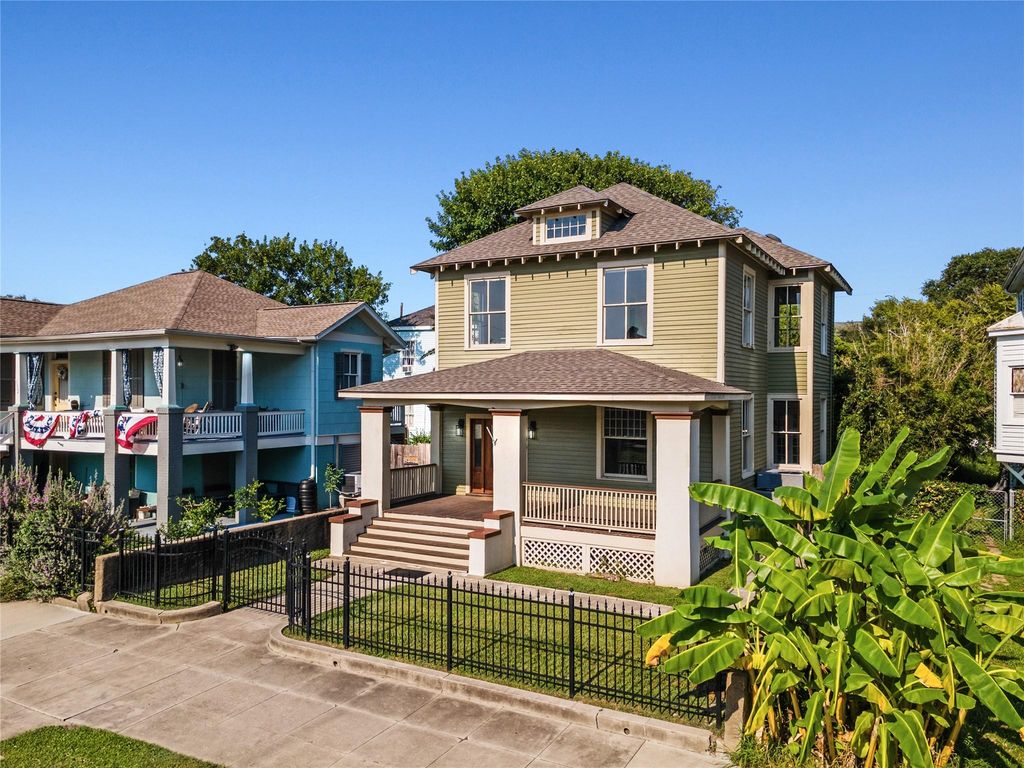 1310 Rosenberg Street, Galveston, TX 77550