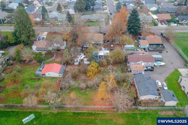 2515 Hollywood Dr NE, Salem, OR 97305