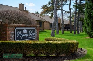 2122 London Bridge Drive, Rochester Hills, MI 48307