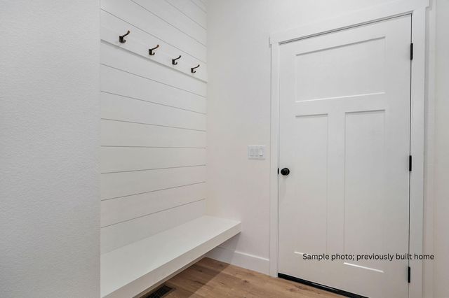 1478 N Collins Drive, Republic, MO 65738