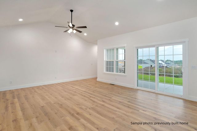 1478 N Collins Drive, Republic, MO 65738