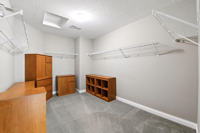 16571 Reeder Ridge, Eden Prairie, MN 55347