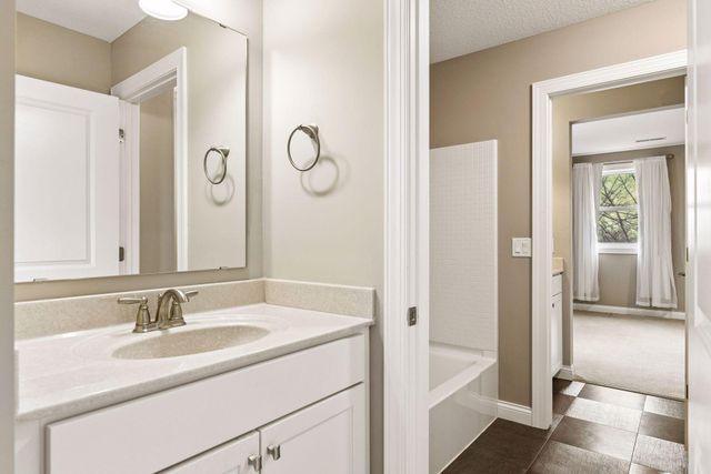 16571 Reeder Ridge, Eden Prairie, MN 55347