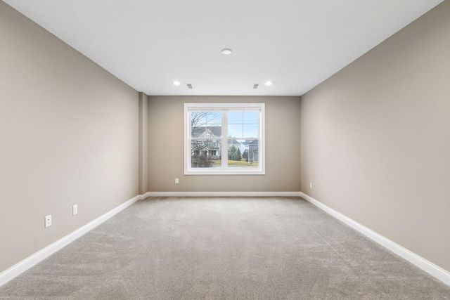 16571 Reeder Ridge, Eden Prairie, MN 55347