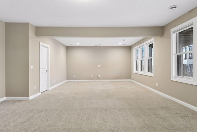 16571 Reeder Ridge, Eden Prairie, MN 55347