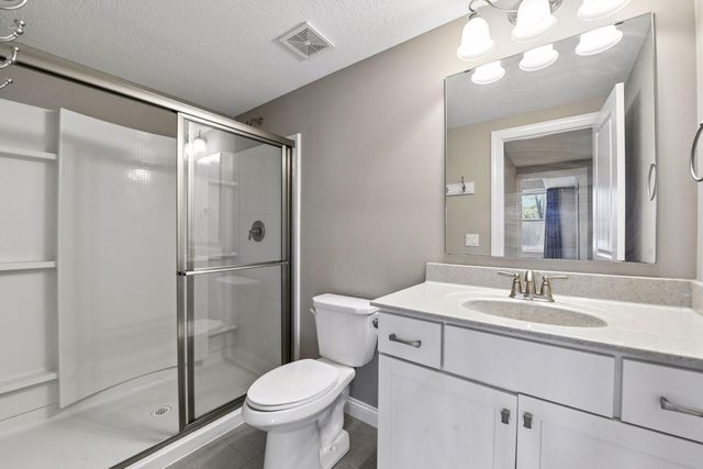 16571 Reeder Ridge, Eden Prairie, MN 55347