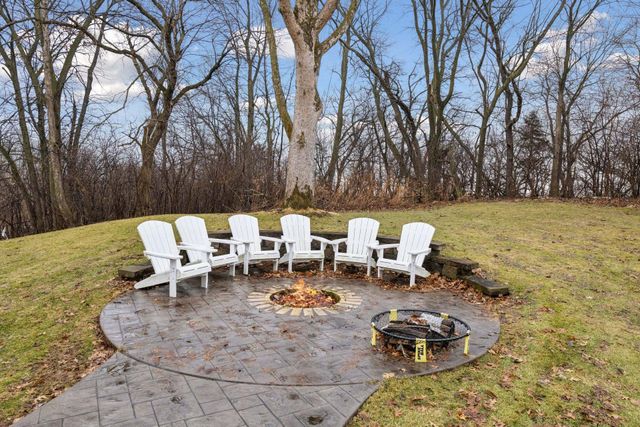 16571 Reeder Ridge, Eden Prairie, MN 55347