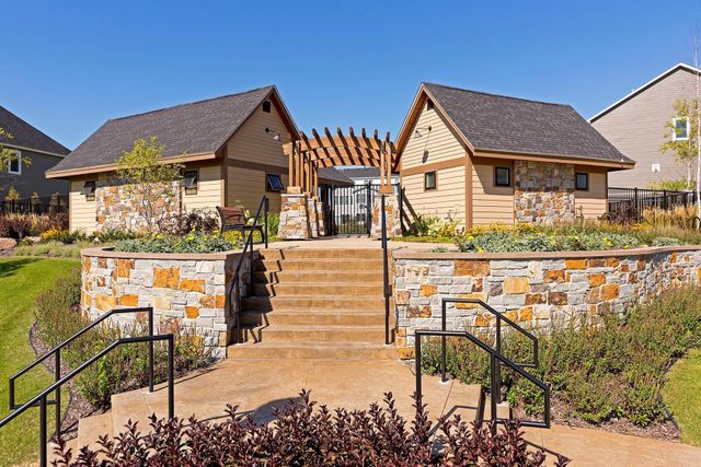 16571 Reeder Ridge, Eden Prairie, MN 55347