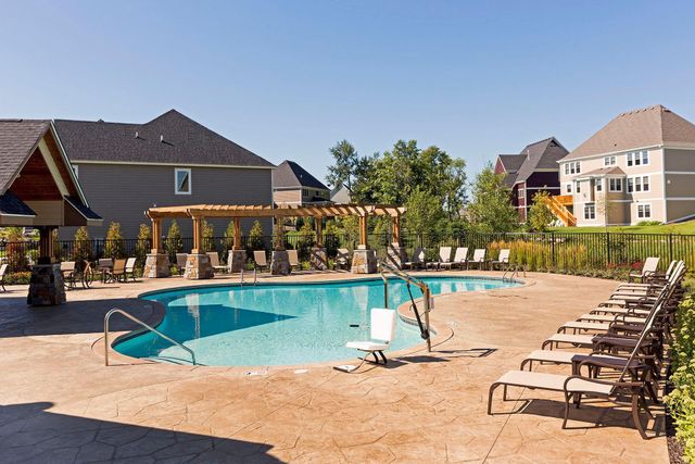 16571 Reeder Ridge, Eden Prairie, MN 55347