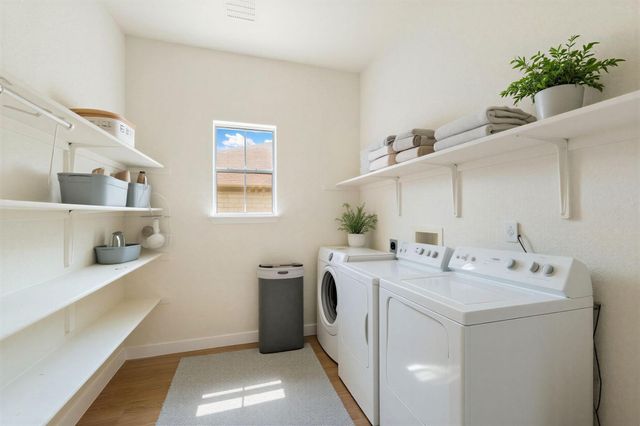1511 Gardena Canyon DR, Pflugerville, TX 78660