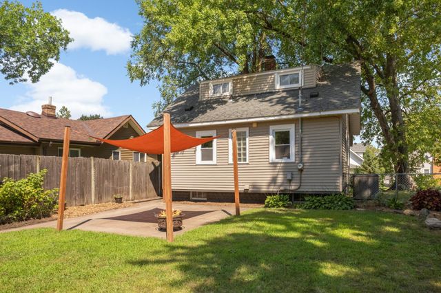 5212 45th Avenue S, Minneapolis, MN 55417
